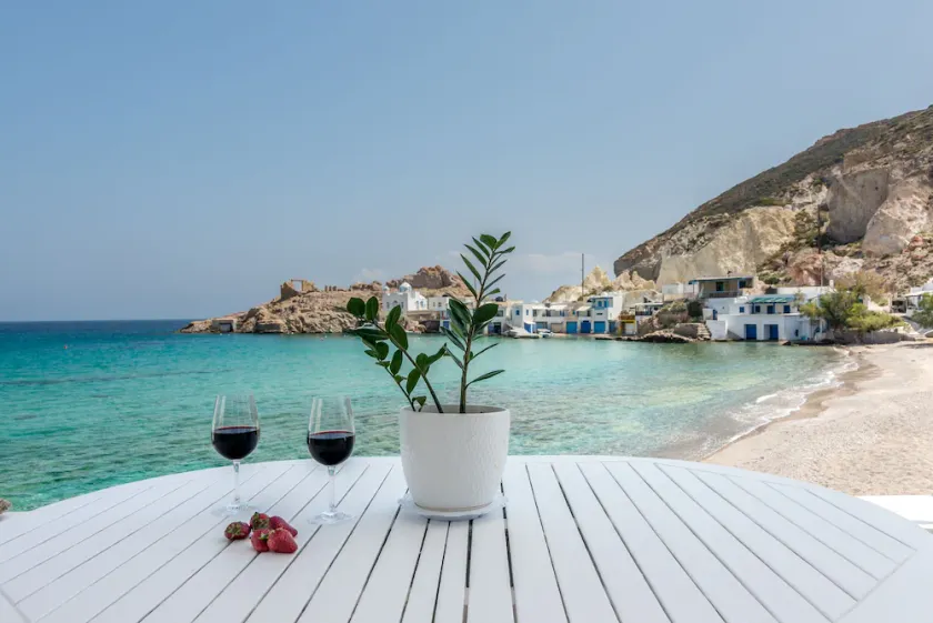 Blue Mare Apartments on the beach - Image 1