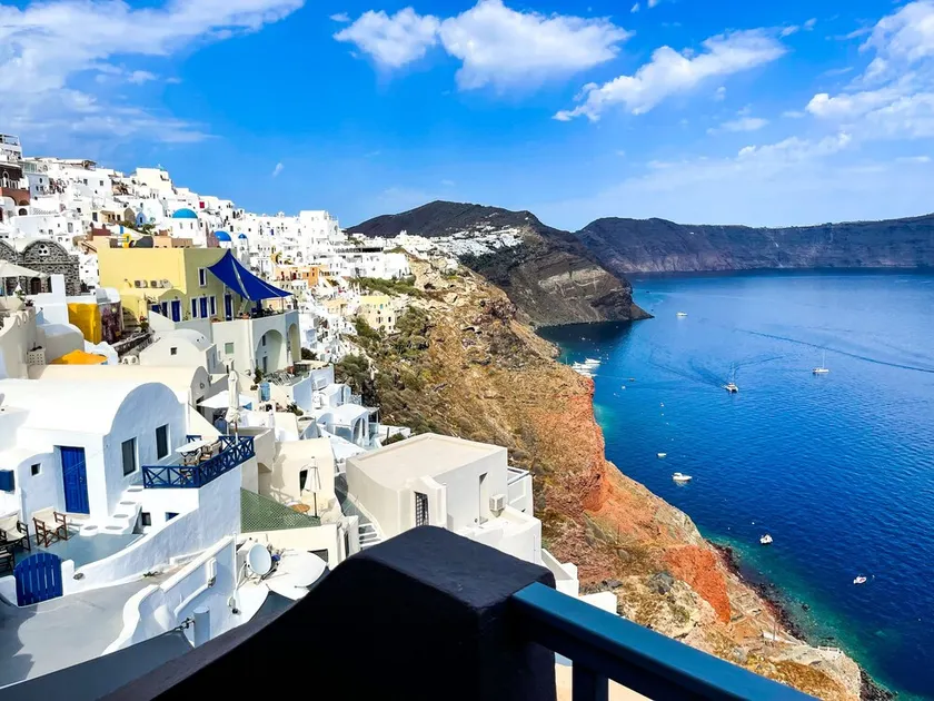OIA UNIQUE HOMES by K&K - Image 1