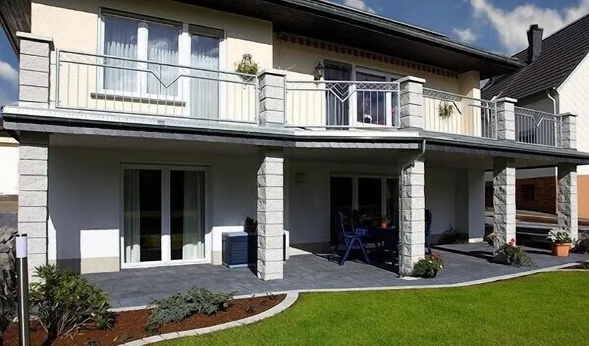 **** Appartamento comfort Piccola Kylltal a Oberstadtfeld / Eifel, terrazza sud di 30 mq - Image 1
