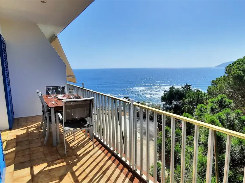 Appartement Familial à 2 Chambres, Parking, Animaux Acceptés, Proche Plages et Activités, Llançà - Image 1