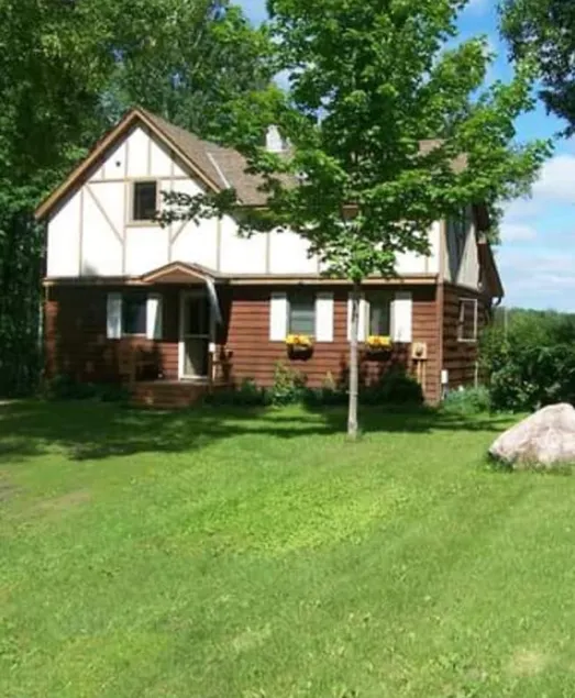 Lake Front Big Yard Fischerei Dock Paddle Boards AC Lagerfeuer Schwimmen Grill Deck - Image 1