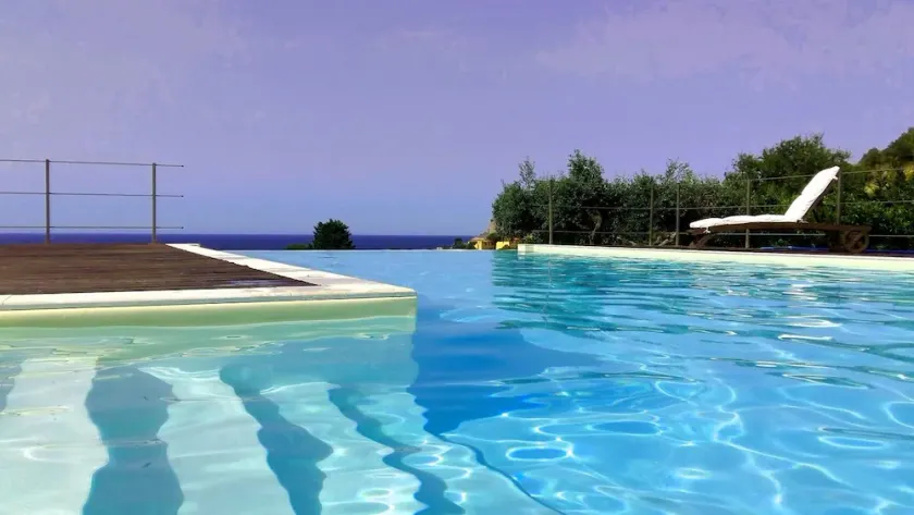 Villa indipendente fra Trapani e San Vito Lo Capo,  con piscina e vista mare - Image 1