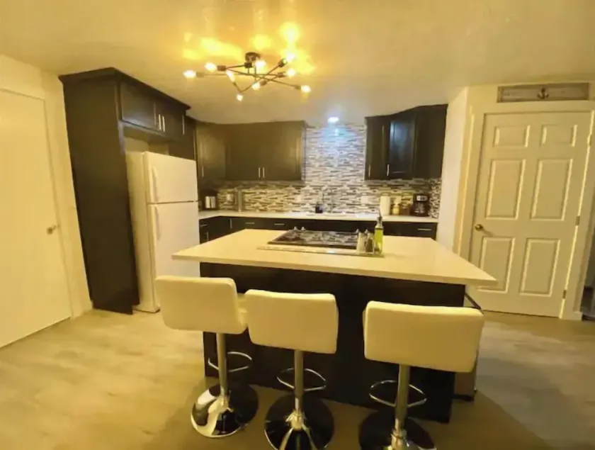 WELCOME TO DEWEY DUCK HOUSE-B! 2BR & 2BA 6-Guests - Image 1