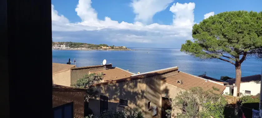Mellem CALVI og ILE ROUSSE - Image 1