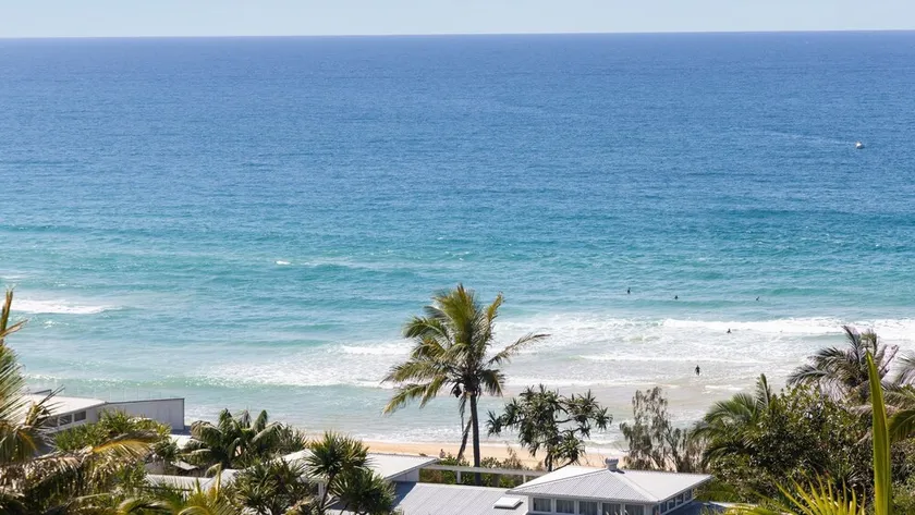 Stunning top floor Sunshine Beach Getaway Unit 7 Vista Pacific 12 Bryan Street - Image 1