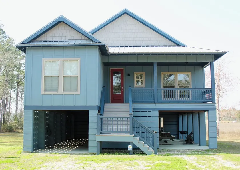 River House minutes to Dauphin Island.  Perfect getaway for quiet peaceful rest - Image 1