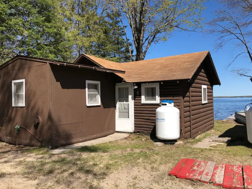 Lakeside Cabins - Cabin # 1 - Image 1