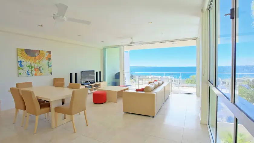 Ocean View 1 Rainbow Beach - Image 1