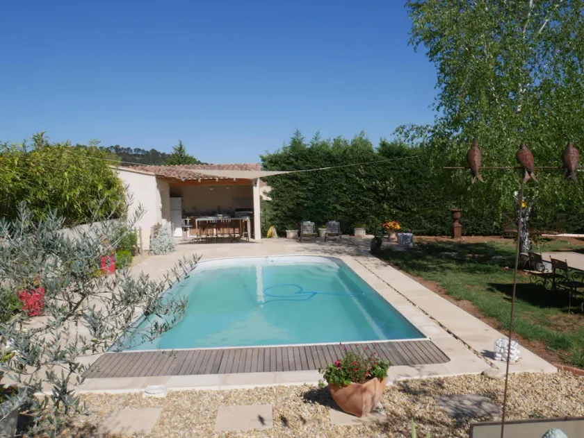 Mellem Aix en Provence Sainte Victoire, provencalsk villa med opvarmet pool - Image 1