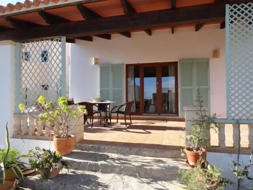 Maison de vacances confortable avec une belle vue sur la mer depuis le toit! - Image 1
