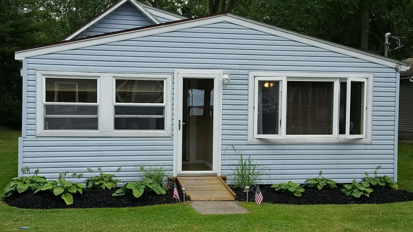 Oneida Lake Bright og luftig South Shore Lakeside Cottage - Image 1