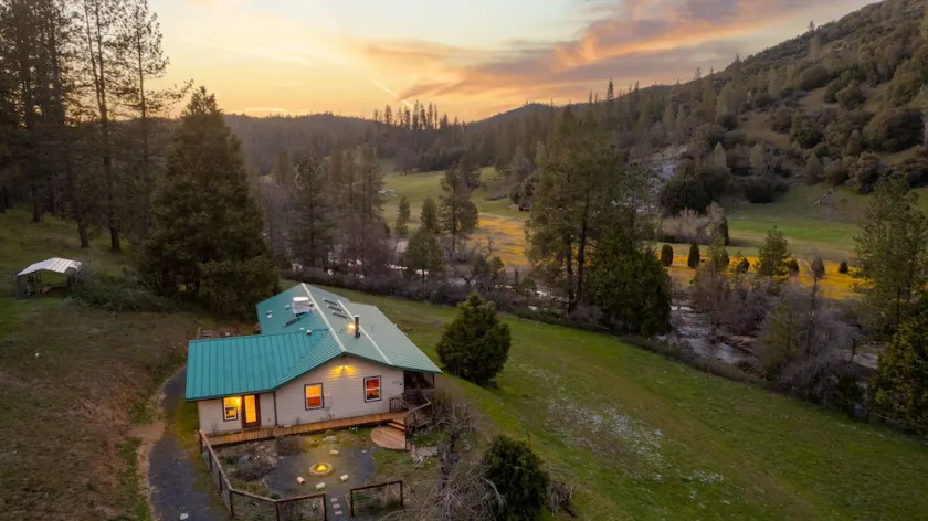 300-Acre Wilderness Retreat Near Yosemite - Image 1