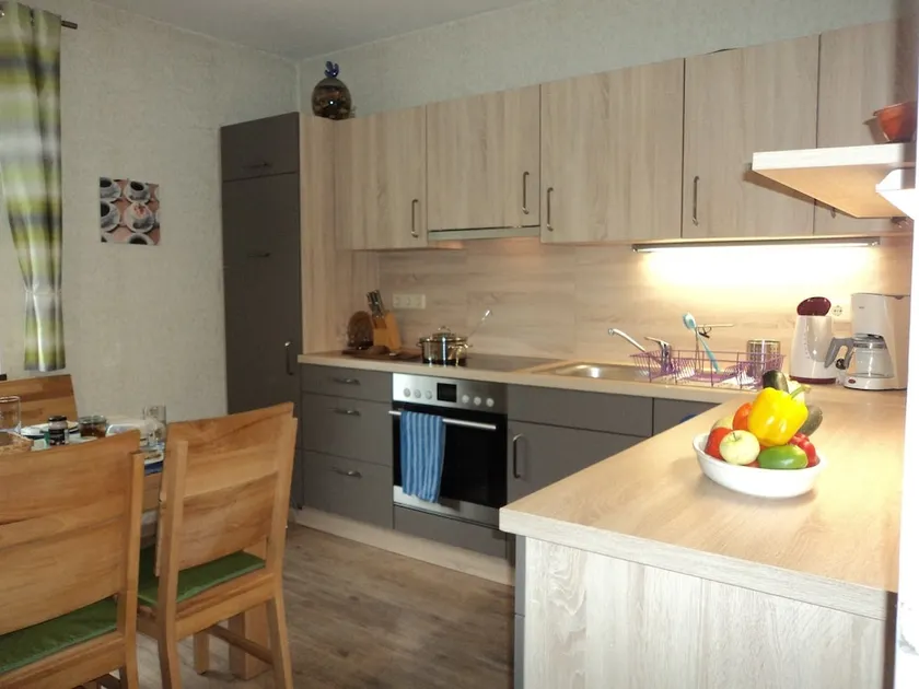 Casa vacanze per un massimo di 8 persone con balcone, terrazza e piccolo giardino - Image 1