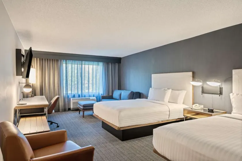 Best Value, Quality Stay! Pet-Friendly, Close to Coco Island and Walden Park! - Image 1