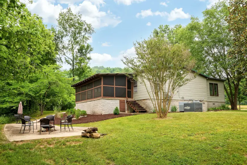 Cottage at the Creek - 4 Bedrooms - Image 1