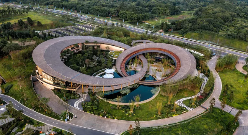 Chengdu Expo Waterfall Hotel - Mgallery Collection - Image 1