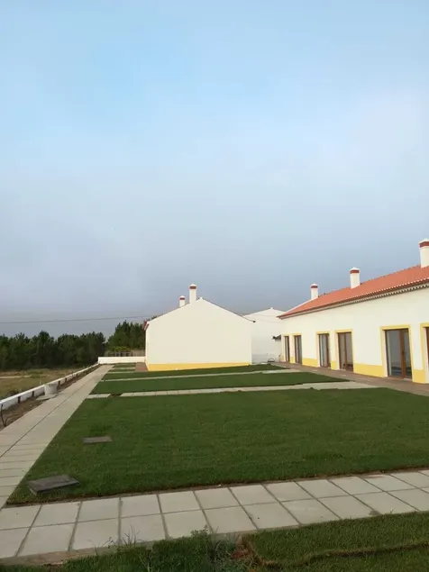 Villa - Ferias com Repouso Absoluto em Familia - Image 1
