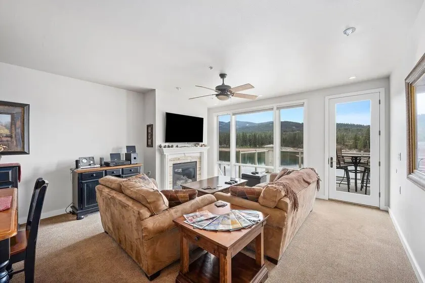 Riverside Condo | Fantastisk udsigt over Spokane-floden og masser af plads - Image 1
