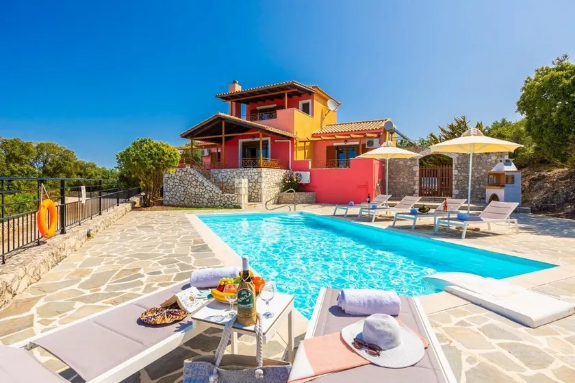 Villa Yeraki - Image 1