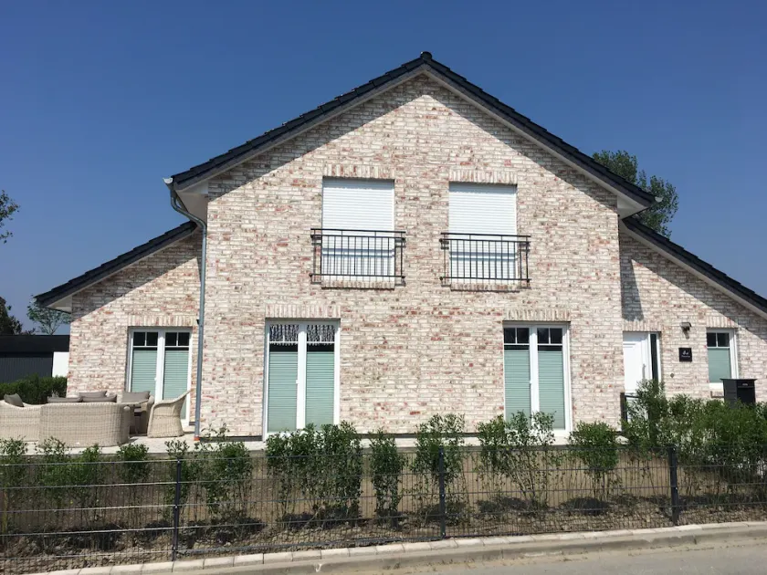 Pase las vacaciones de sus sueños en un nuevo edificio de 140 m2 con 4 habitaciones y 5 ***** FW EG - Image 1