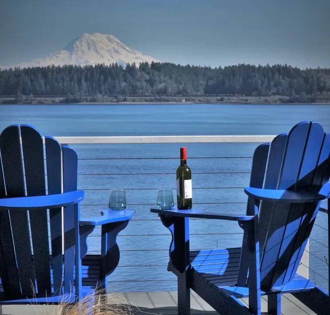 Lovely Seaside Escape! Private Beach! - Image 1