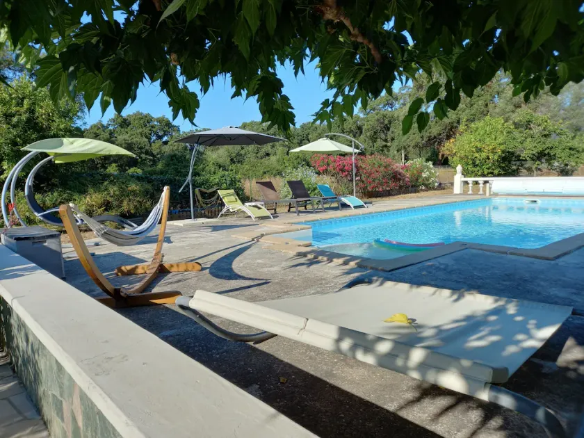 Hus, pool, oase af fred - Image 1