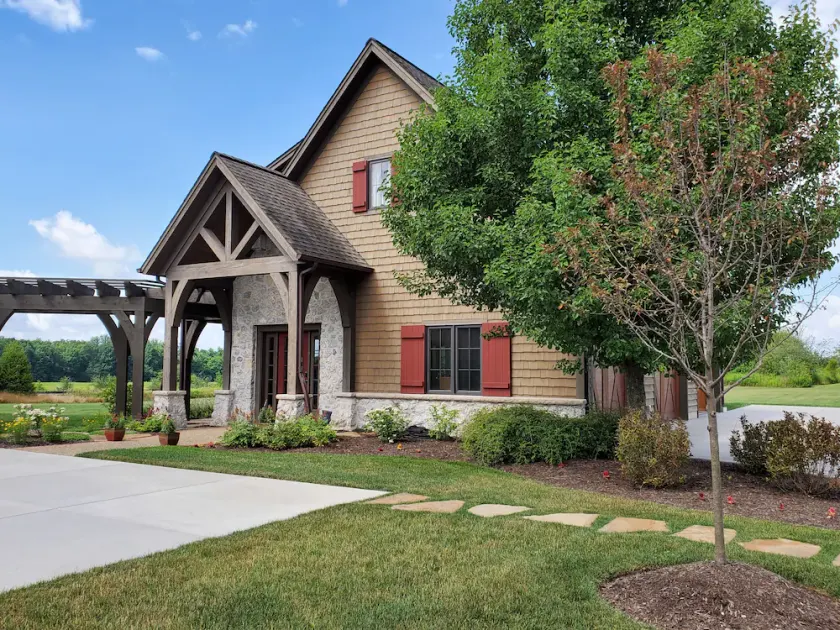Separate guest studio apartment 2.5 miles from downtown Chagrin Falls - Image 1