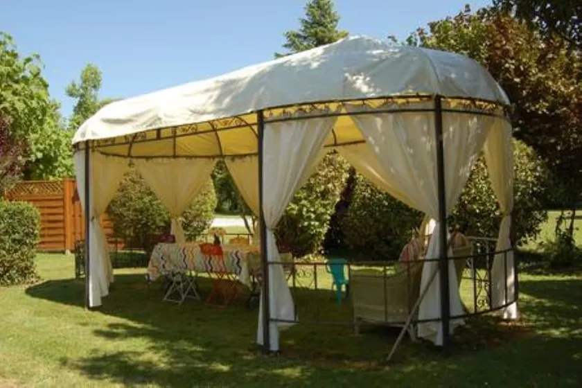 Gite Avec SA Piscine ET SON Parc Prives - Image 1