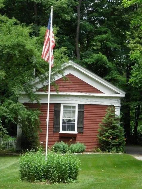 Historique Red Schoolhouse vedette dans 2015 Home & Garden TV Special - Image 1