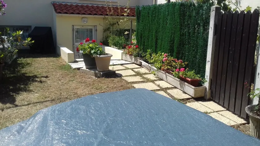 location st jean d'angely 17400 - Image 1