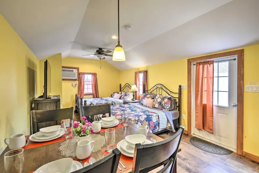 Deluxe Duplex • Springtime Escape - Image 1
