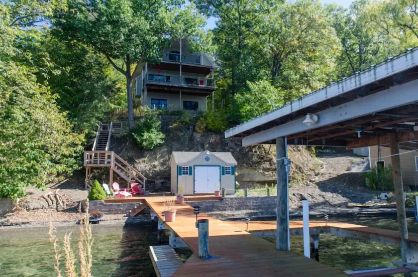 Engelsk søhus: \"Fantastisk udsigt over Seneca Lake Wine Trail\" - Image 1
