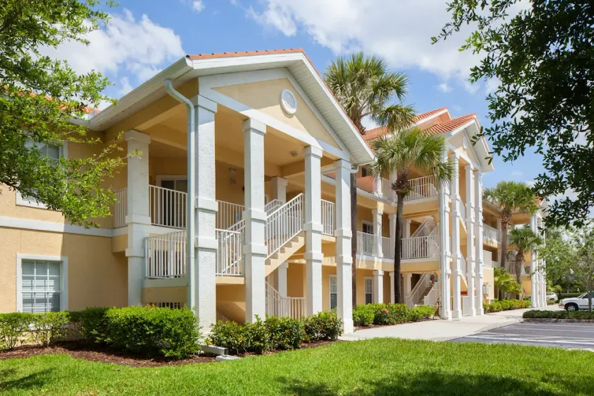 Vacation in Paradise. New Kitchen, New bedroom furniture. - Image 1