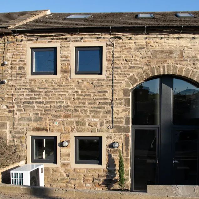 Unique Barn conversion in Saddleworth - Image 1
