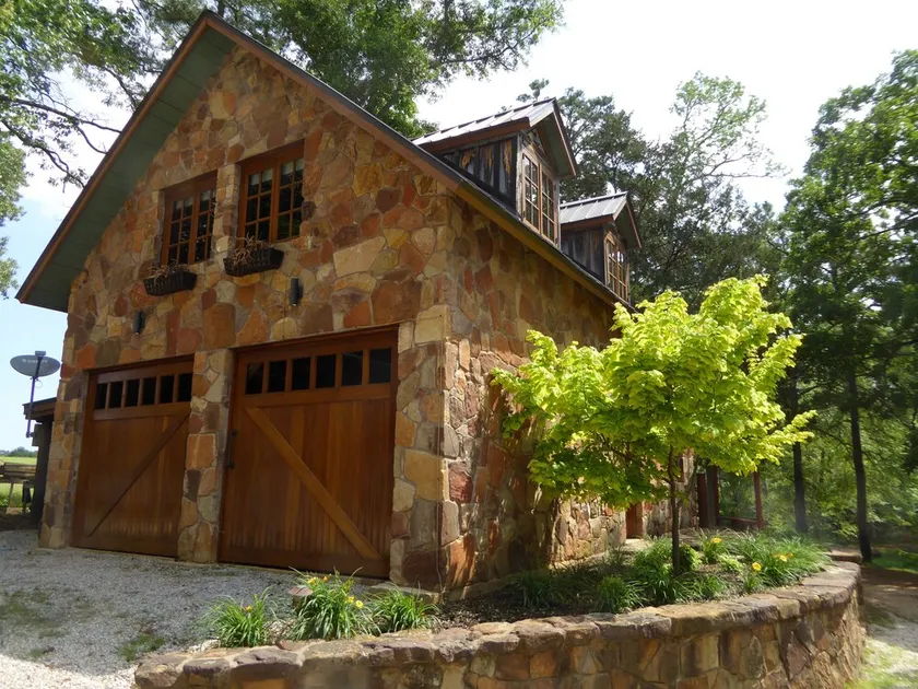 THE NEST - GARAGE/STUDIO - Image 1