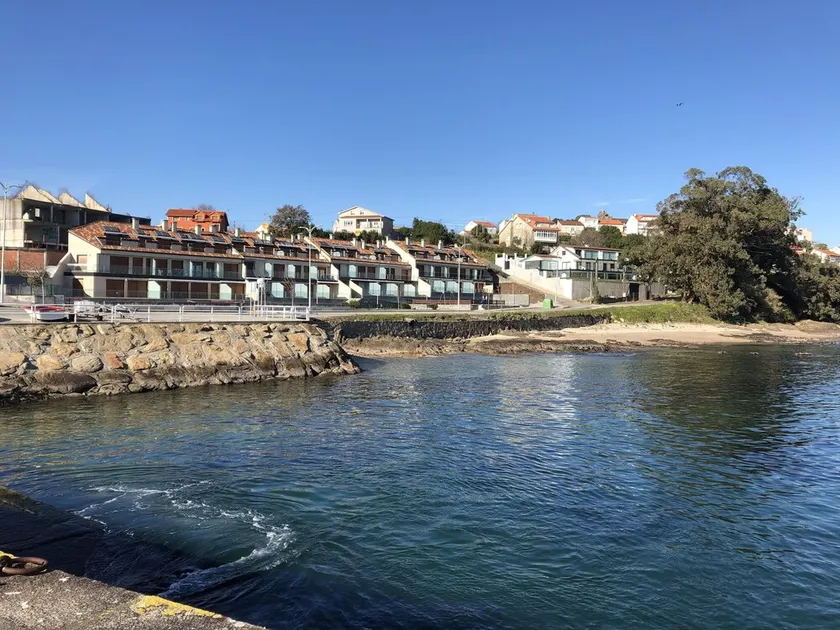 sea view apartment - Image 1