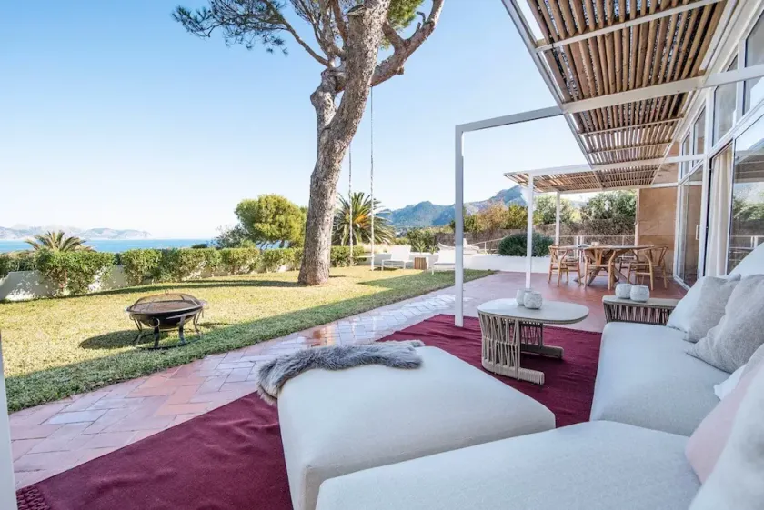 Sant Joan Beach Villa - Image 1
