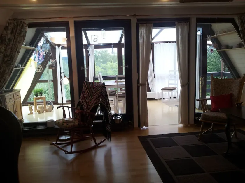 Cozy vacation home (70 sqm) for up to 4 people with winter garden on the edge of the forest - Image 1