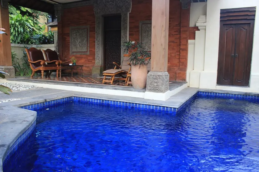 Lovely 1 BR Beachfront Villa in Sanur - Image 1