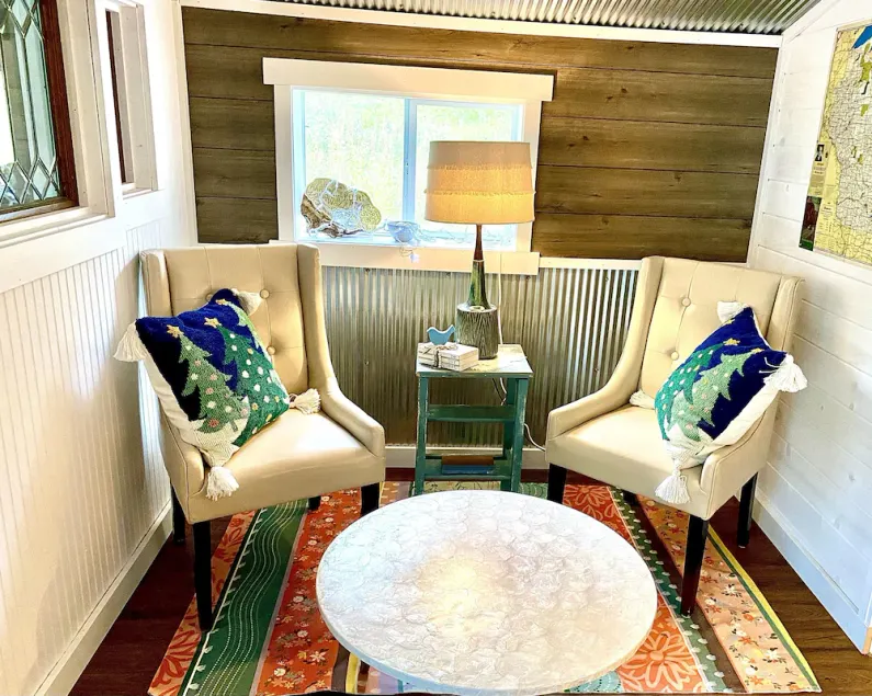 Quiet, peaceful, spotless studio near Lake Superior and all Bayfield amenities. - Image 1