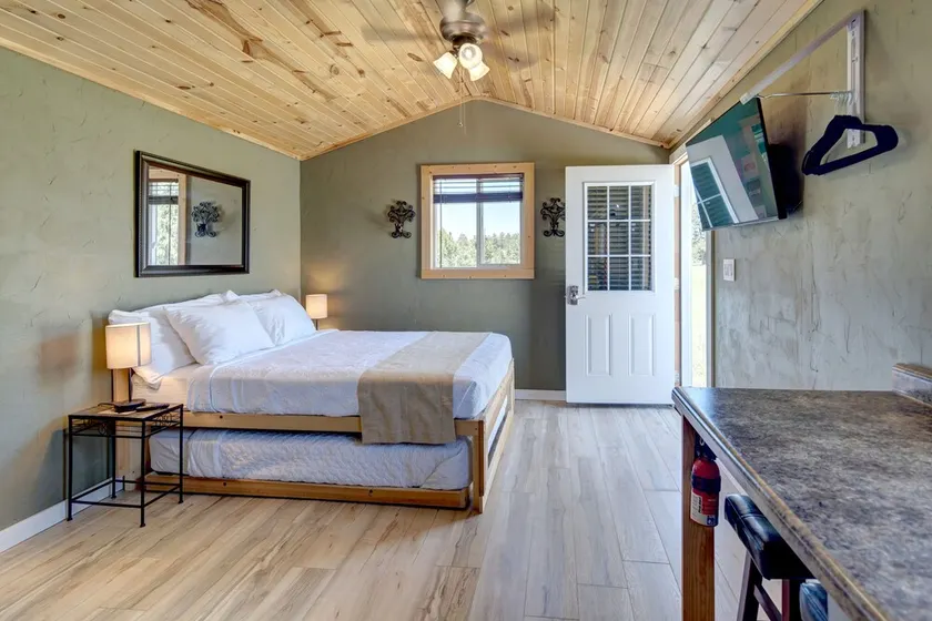 Cabin \"The Eagles Nest\" - Image 1