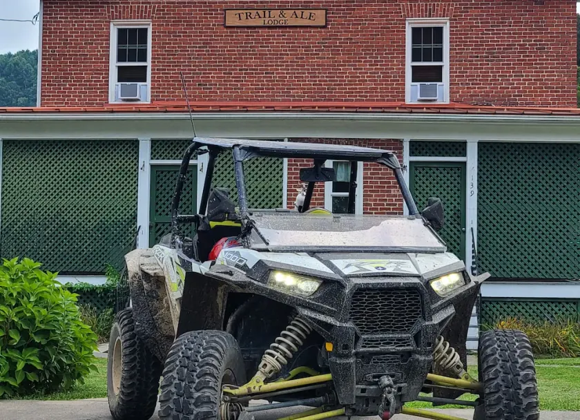 ATV groups Welcome, Trail and Ale Lodge, King Beds - Image 1