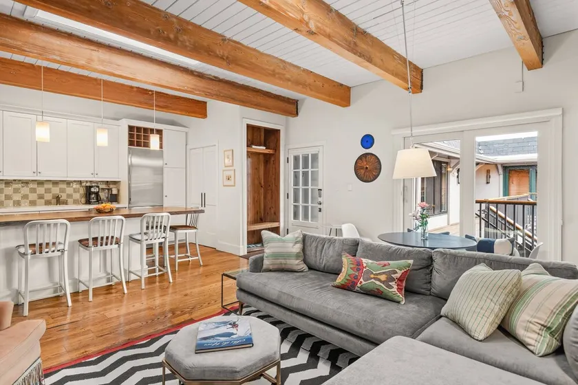 Premier Downtown Aspen Location. Walk To Everything! 50 yds to Gondola. Wood FP. Washer/Dryer - Image 1