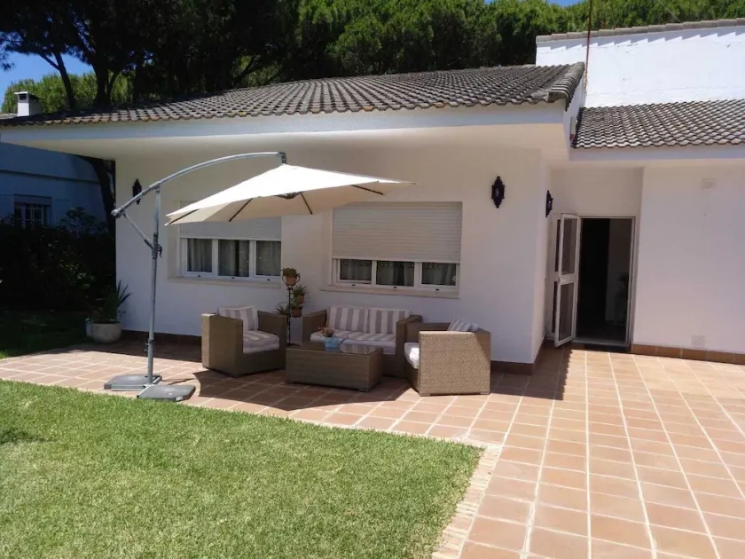 Chalet en Roche  para disfrutar. - Image 1