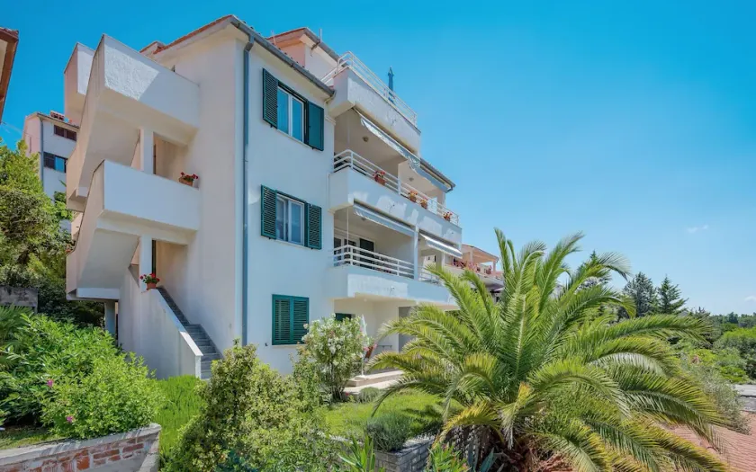 Apartments Bruno, (16613), Rabac, hr - Image 1