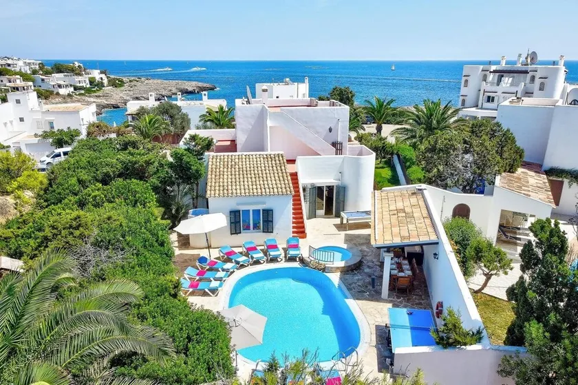Villa Delfin by Villa Plus - Image 1