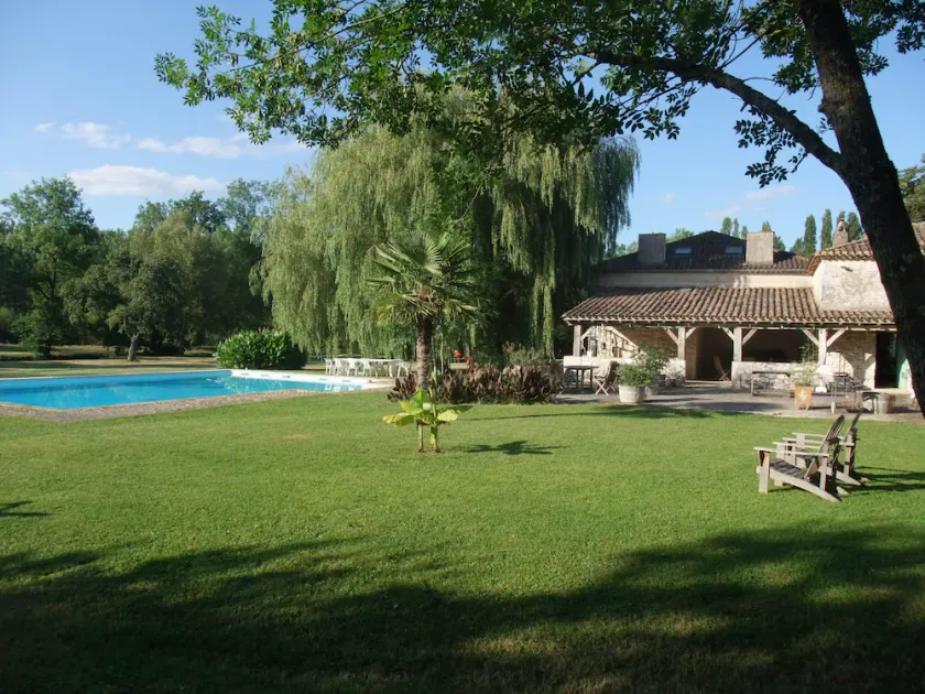 Charming residence with swimming pool and SPA, pond, TRANQUILITY 1km from VILLEREAL - Image 1