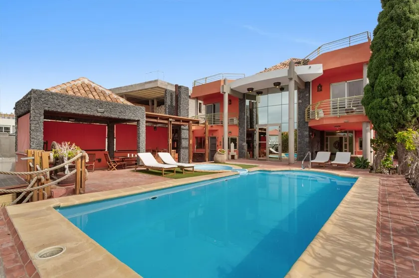Maison de Vacances 'Karat Kanaria' avec Vue sur la Mer, Wi-Fi et Climatisation - Image 1