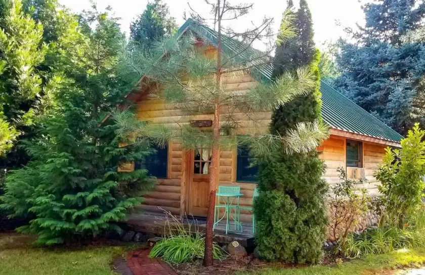 Blue Gate Cottage on the Rogue River - Image 1
