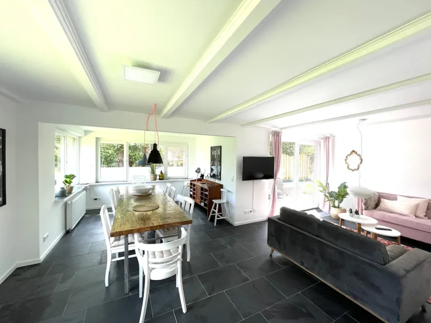 Large stylish vacation home in a rural idyll (near Hooksiel) - Image 1